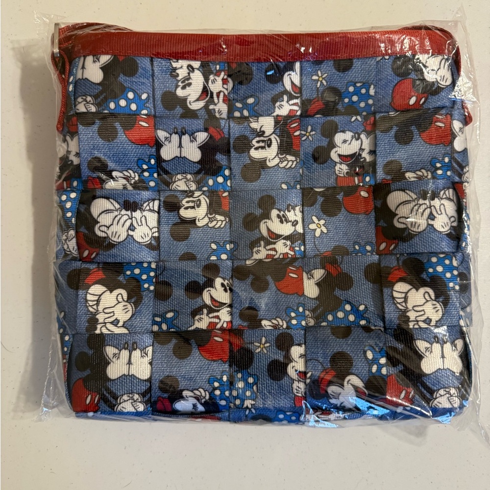 Harveys Mickey Love Minnie Mini Messenger Bag